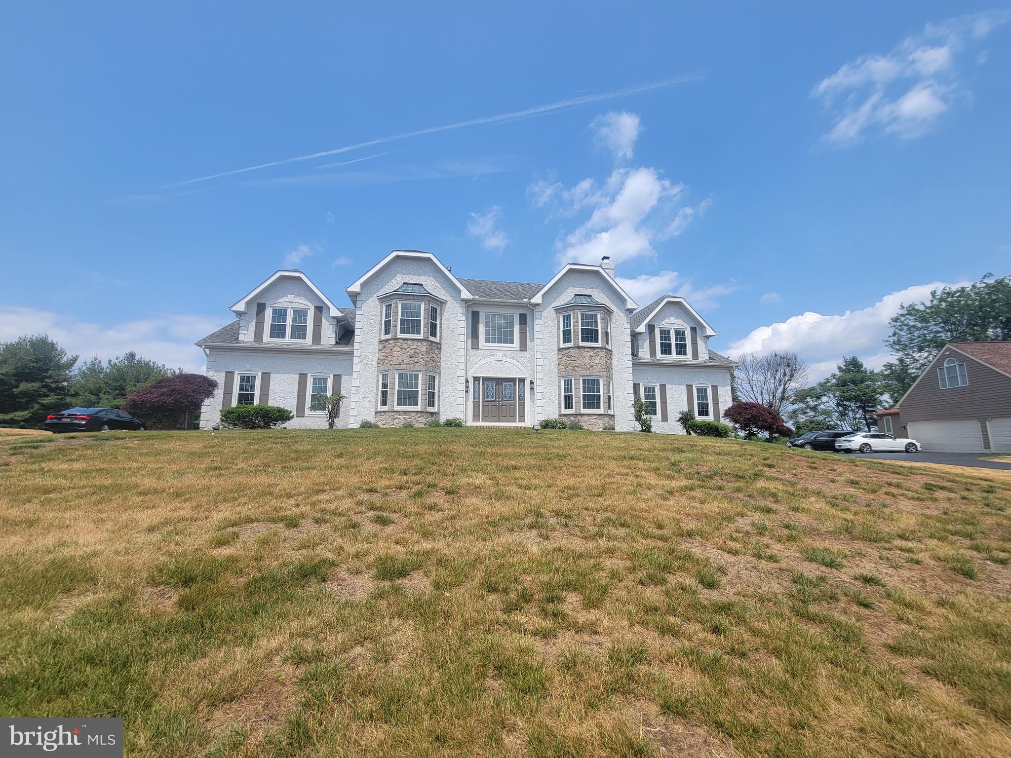 12 Foxview Circle  Home Listings - John and Mary Luca Hockessin, Greenville, Newark, Middletown, Bear, North Wilmington, Wilmington, Brandywine Hundred, Pike Creek, Smyrna, Townsend, Dover, Rehoboth, Bethany, Lewes, Milford, Malvern, Avondale, Landenberg